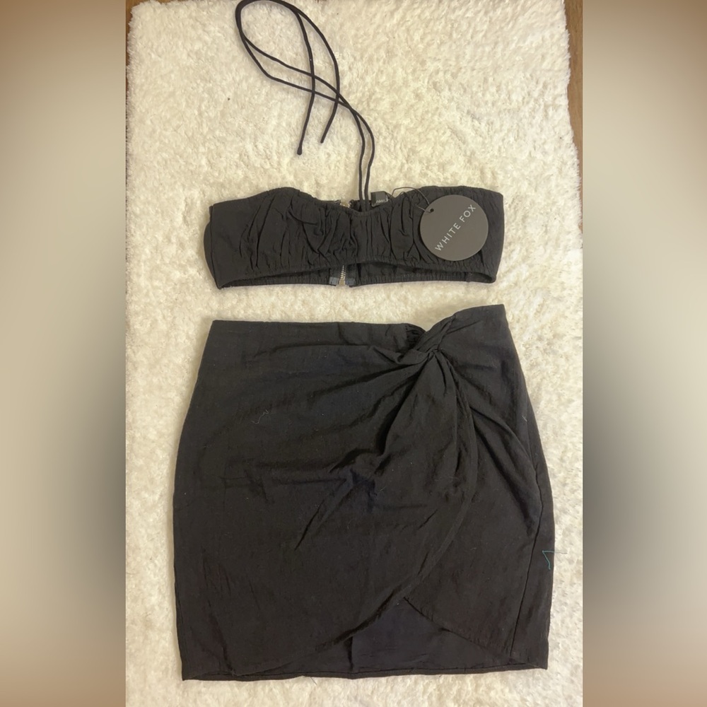 Italian Romance Crop & Sunset Views mini skirt in Black size small - Picture 10 of 10